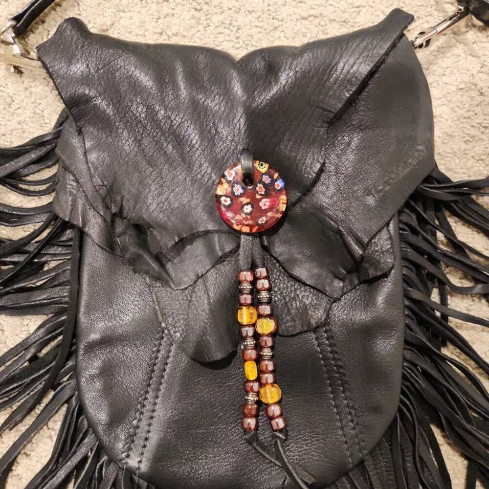 CHAPS AND BAGS handcrafted LEATHER purse.Vintage 1980s